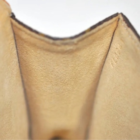 100% authentic Louis Vuitton Pouchette on sale today only $425 retails $1999 - Picture 10 of 14